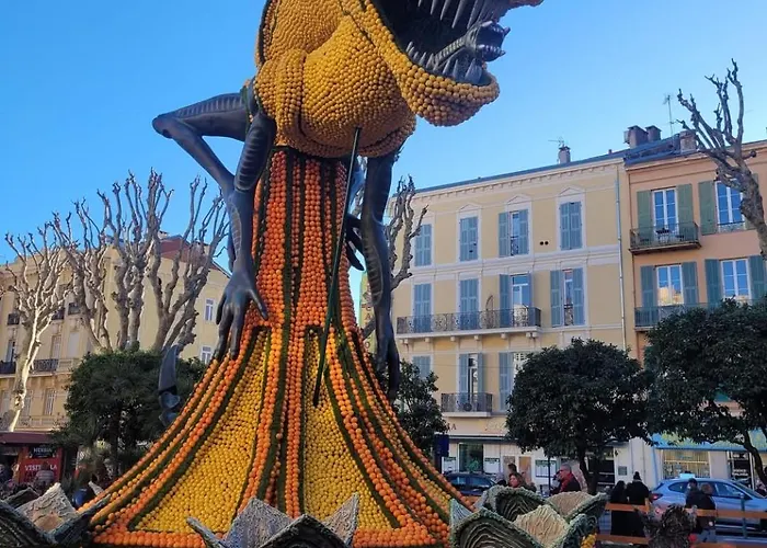 Sharon In Victoria Апартаменты *