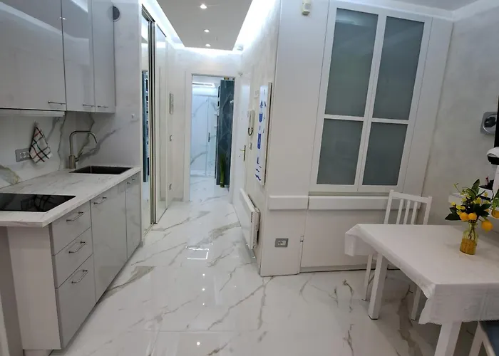 Sharon In Victoria Апартаменты *