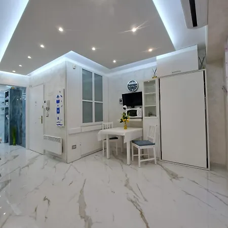 Sharon In Victoria Lägenhet