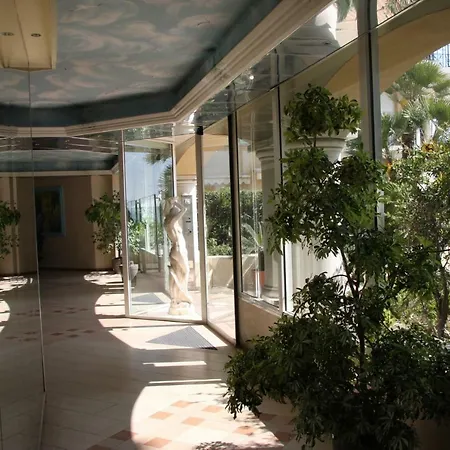 Appartement Sharon In Victoria Menton